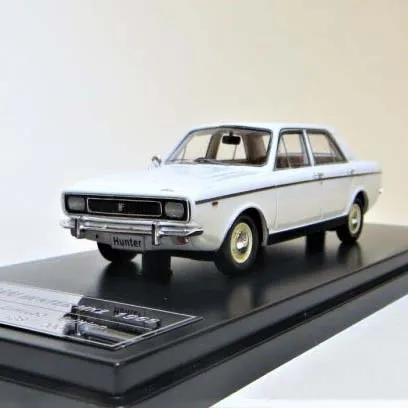 ماکت هیلمن هانتر MK II (پیکان) سفید، فرمان راست OTOL Models